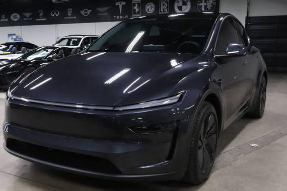 TESLA MODEL Y 2026 7SAYGDEE9TA396056 image